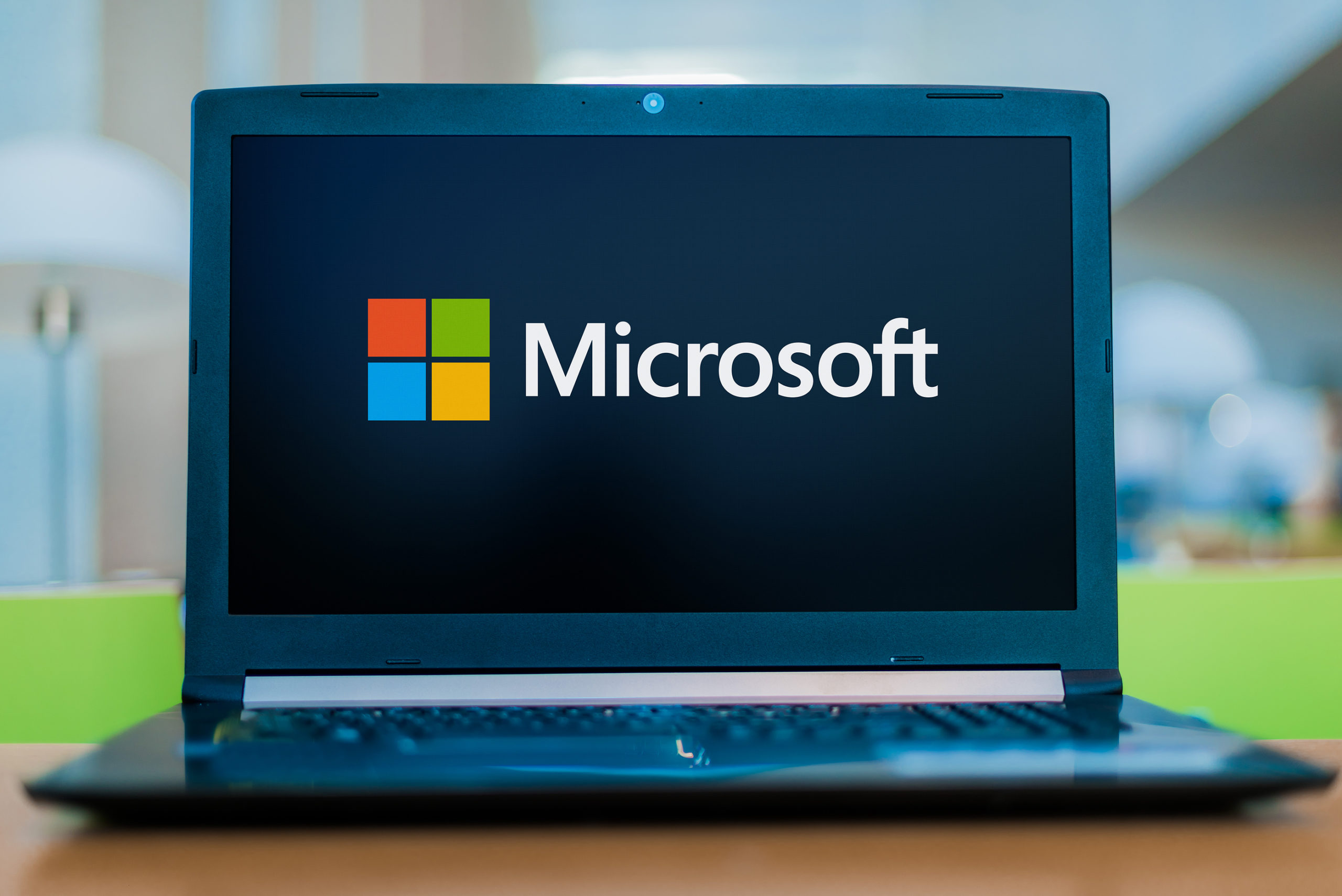 6 Reasons You Shouldn’t Use a Personal Microsoft Account for a Business PC