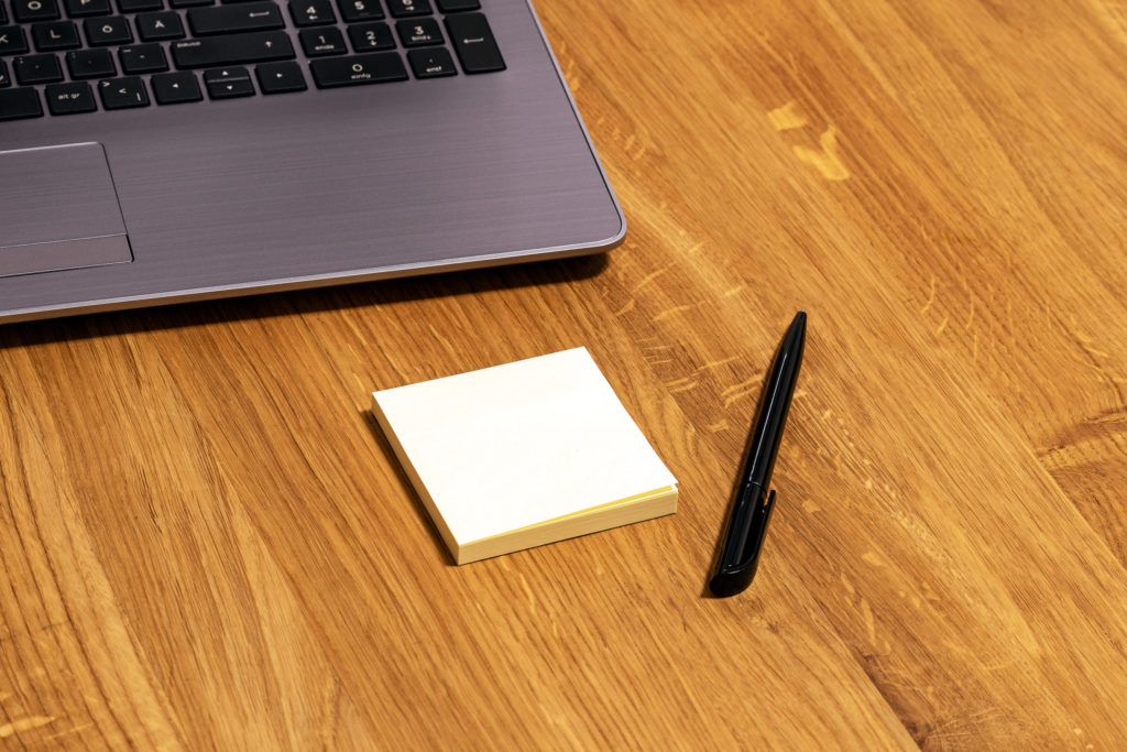 Great Digital Alternatives to Post-it Notes for a More Organized Workspace